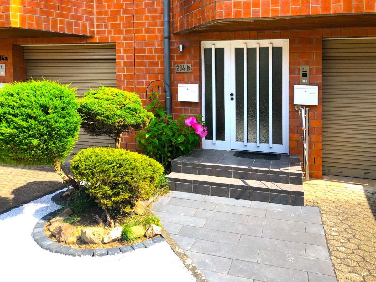 Modernes Apartment In Schoener Lage Düsseldorf Exterior foto